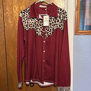 NWT ladies pull over shirt, rodeo shirt.